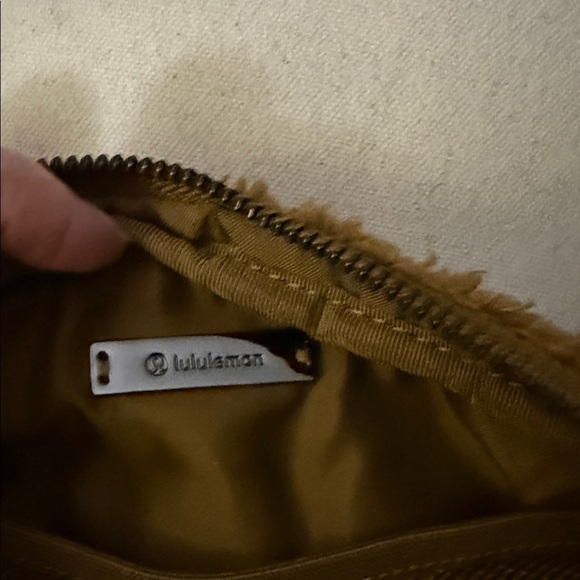 Lululemon Brown Sherpa Crossbody Bag - Picture 3 of 6